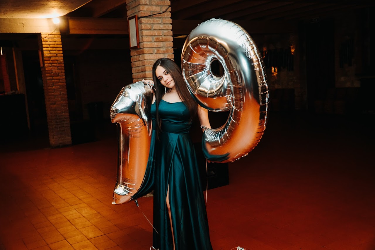 Brick structure with material person